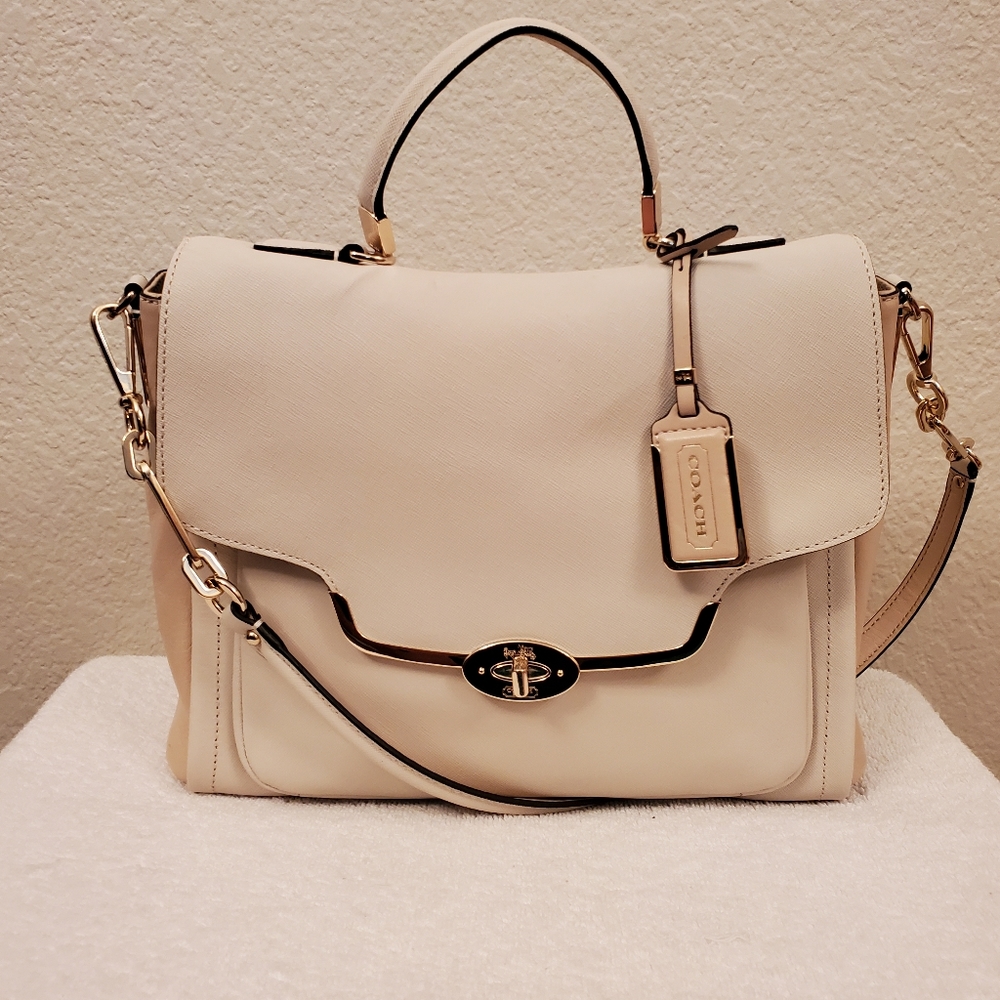 NWOT,Coach Soft and Pebbled Leather Shoulder Bag